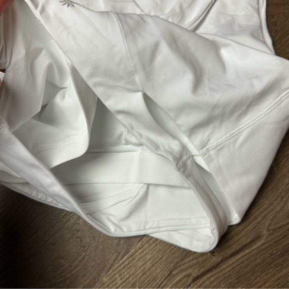 Athleta White Sleeveless Crop Tank Top - Picture 3 of 4